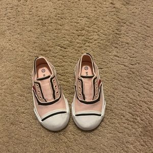 Burberry toddler shoes